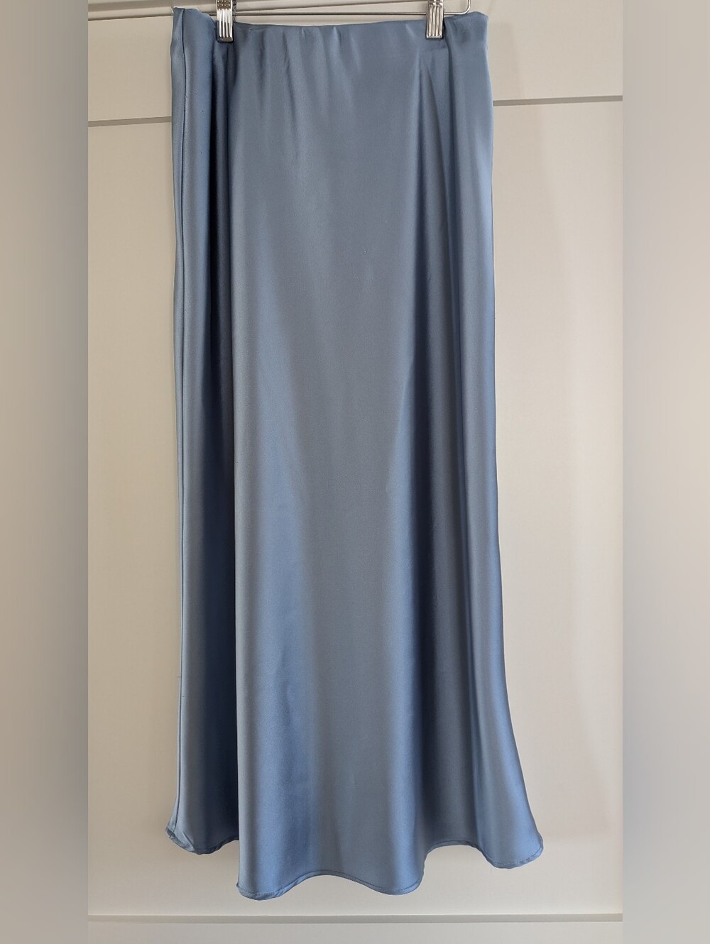 Zara Beautiful Bias Cut Cadet Blue Satin Skirt, Size M